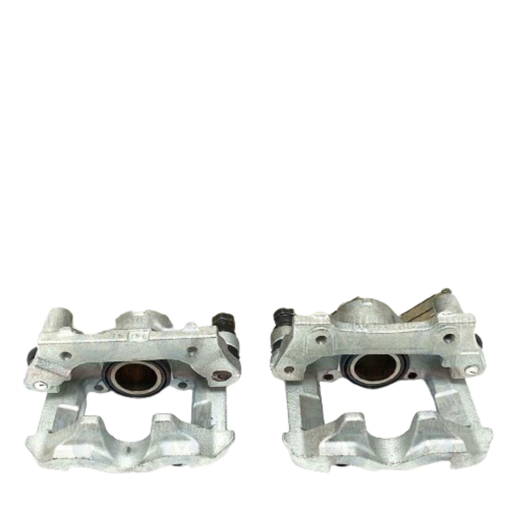 FOR GENUINE LEXUS IS200D IS220D IS250 REAR BRAKE CALIPERS SLIDERS CARRIERS SOLID